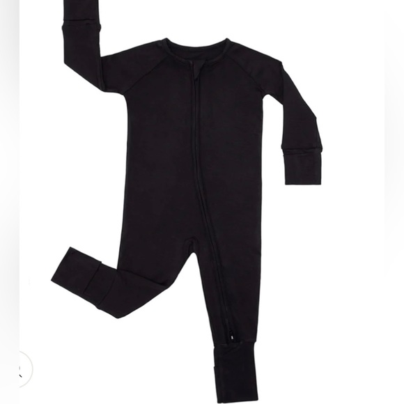 🖤NWT LS Black Zippy🖤 - Picture 3 of 5